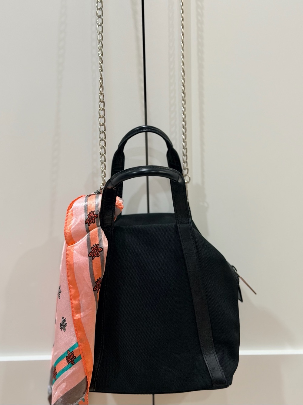 Gucci Top Handle Bag in Black Nylon + Dust Bag & Bee (Novelty) Scarf❣️